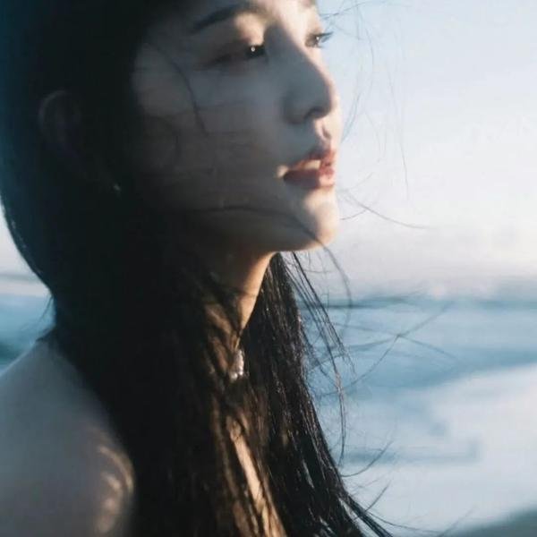 空虚的闪耀